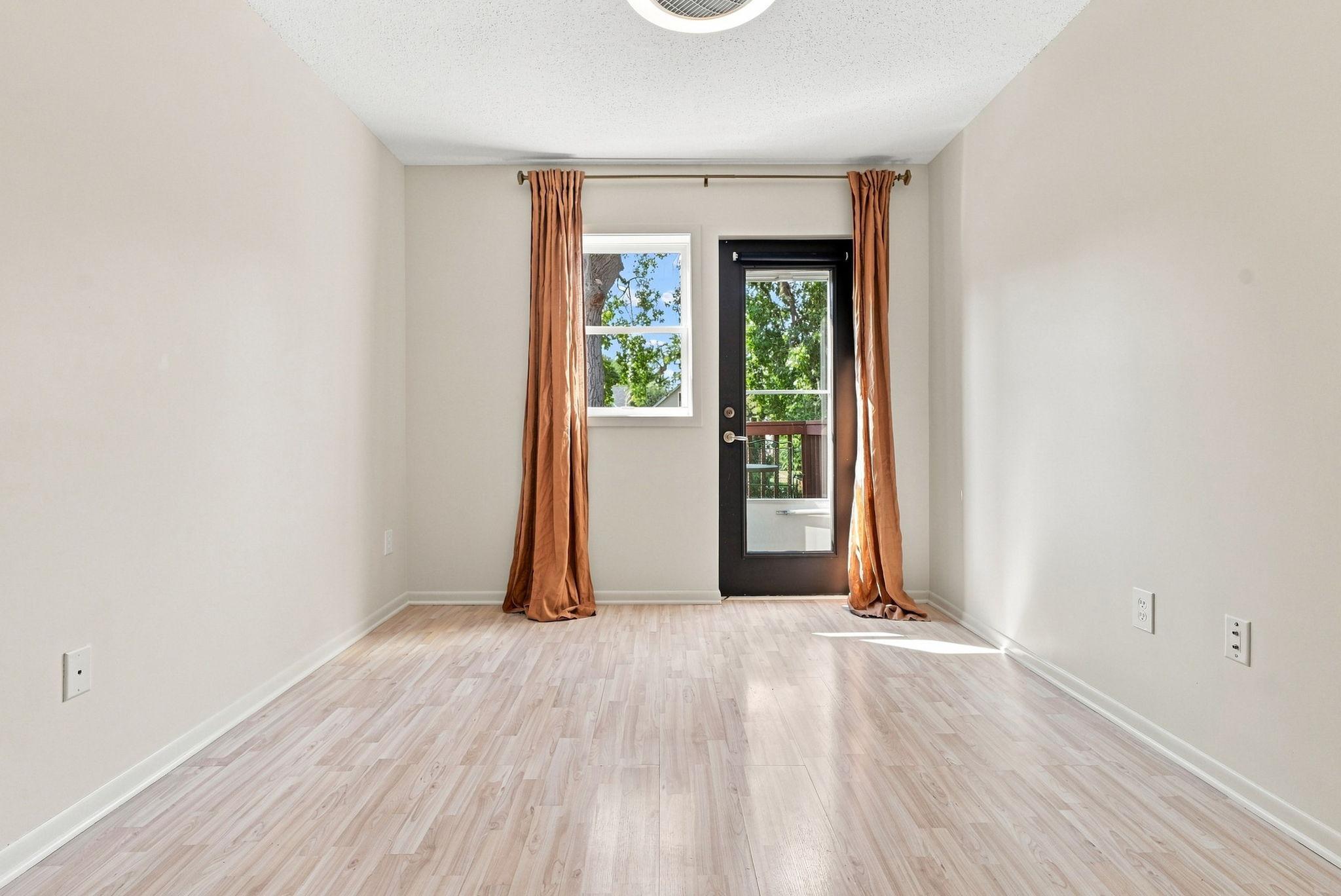 22-web-or-mls-5th_St_01387.jpg
