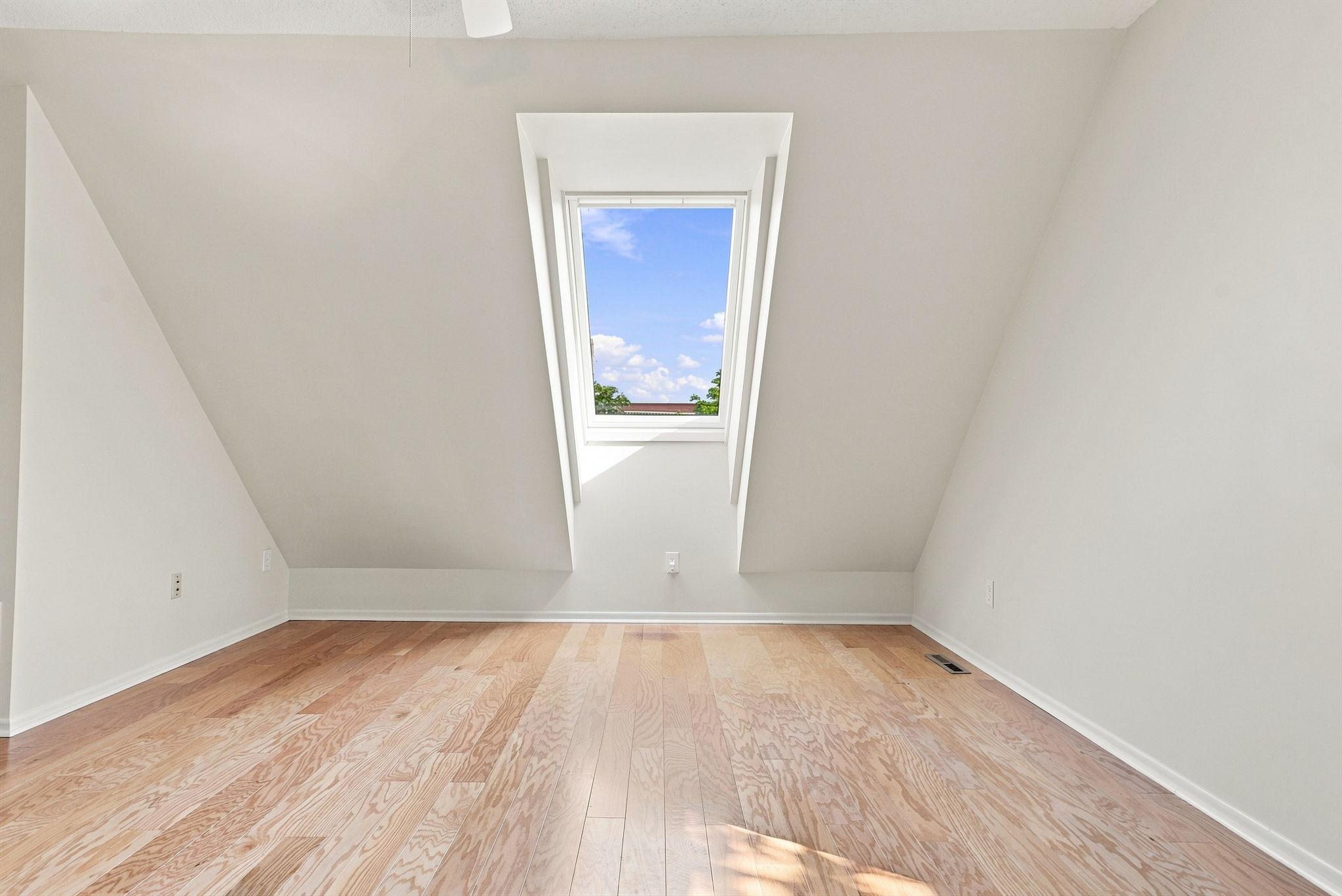 30-web-or-mls-5th_St_01427.jpg