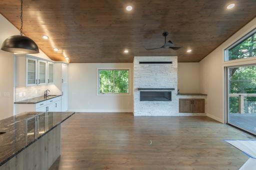 16296 Tower Drive, Brainerd, MN 56401