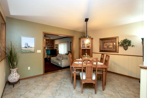 450 School Road NW, Hutchinson, MN 55350