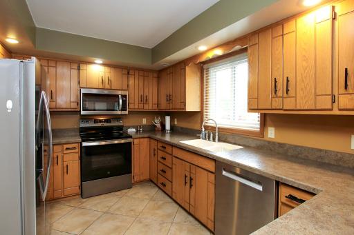 450 School Road NW, Hutchinson, MN 55350