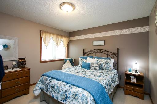 450 School Road NW, Hutchinson, MN 55350