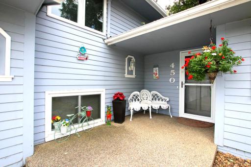 450 School Road NW, Hutchinson, MN 55350