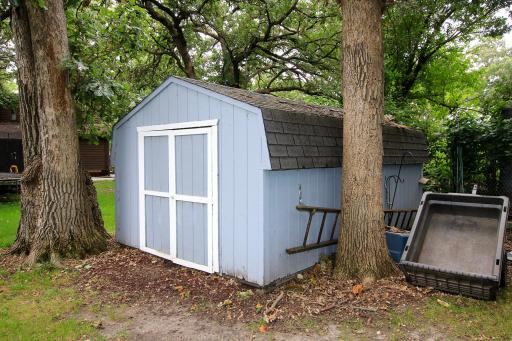 450 School Road NW, Hutchinson, MN 55350
