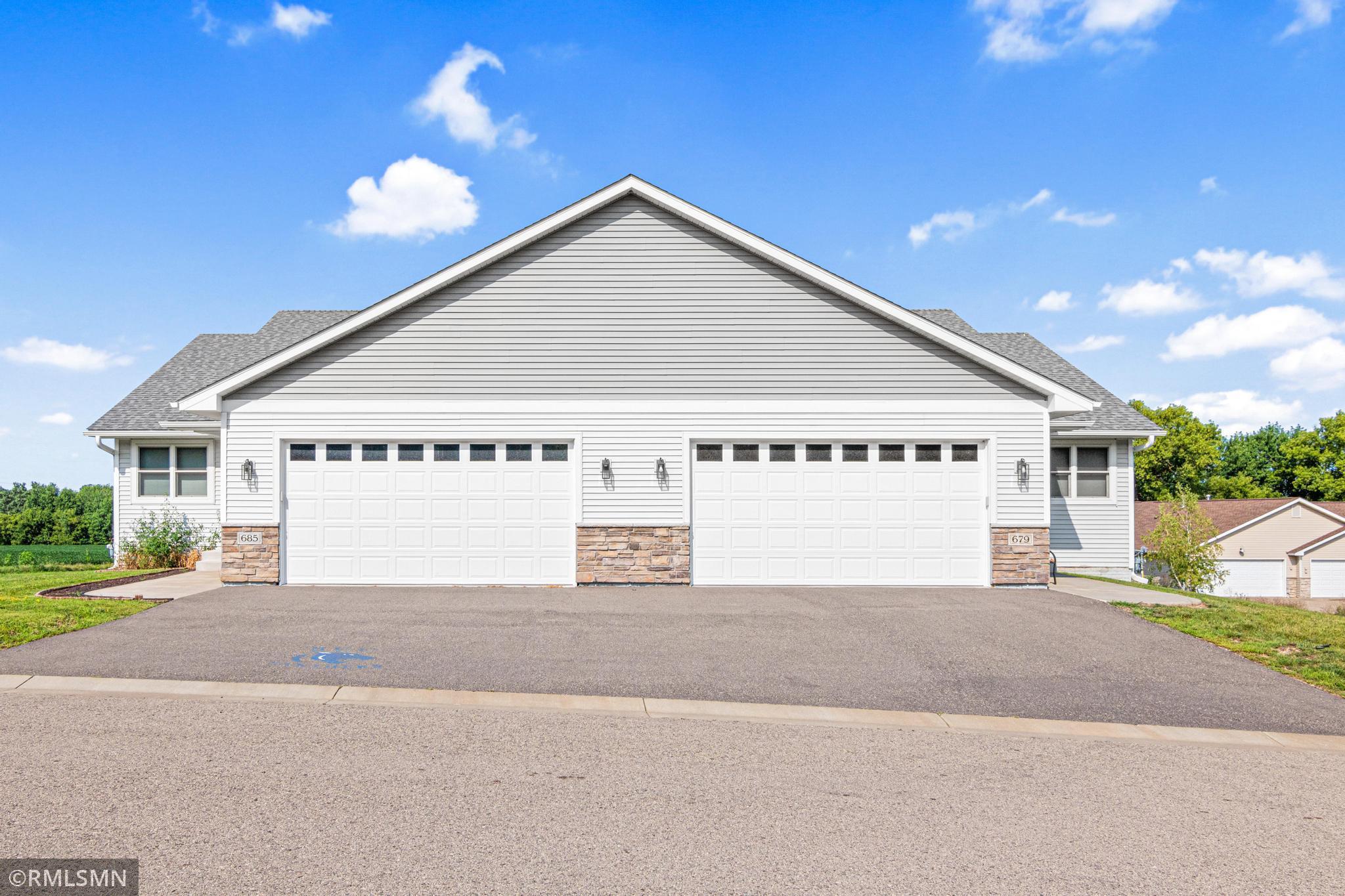 679 Heritage Ln, Hammond, WI-1.jpg