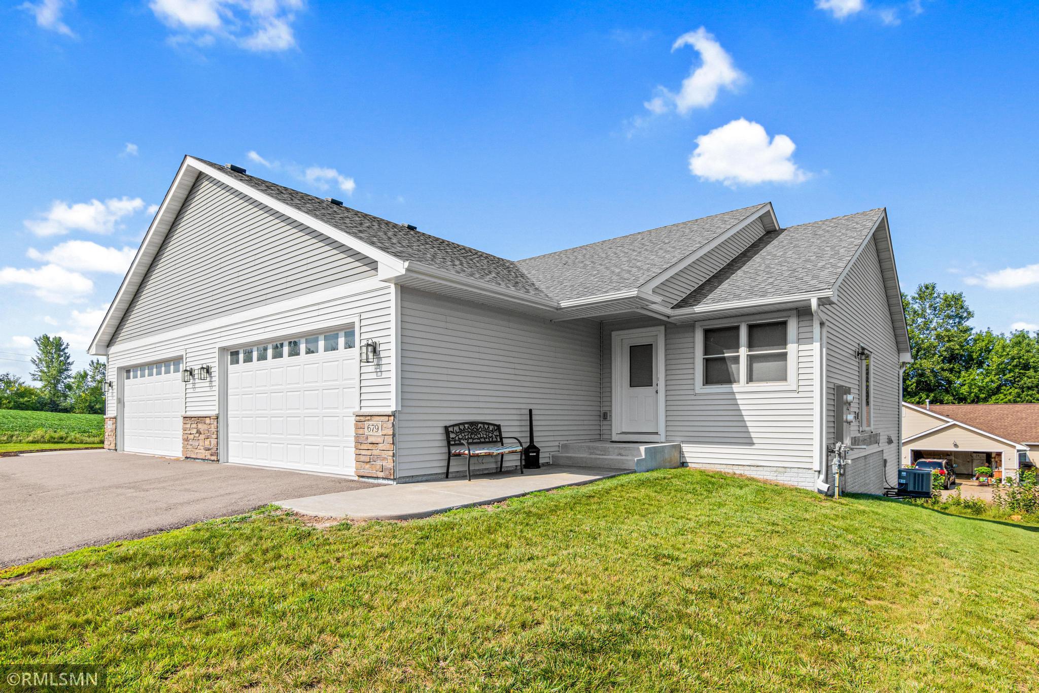 679 Heritage Ln, Hammond, WI-3.jpg