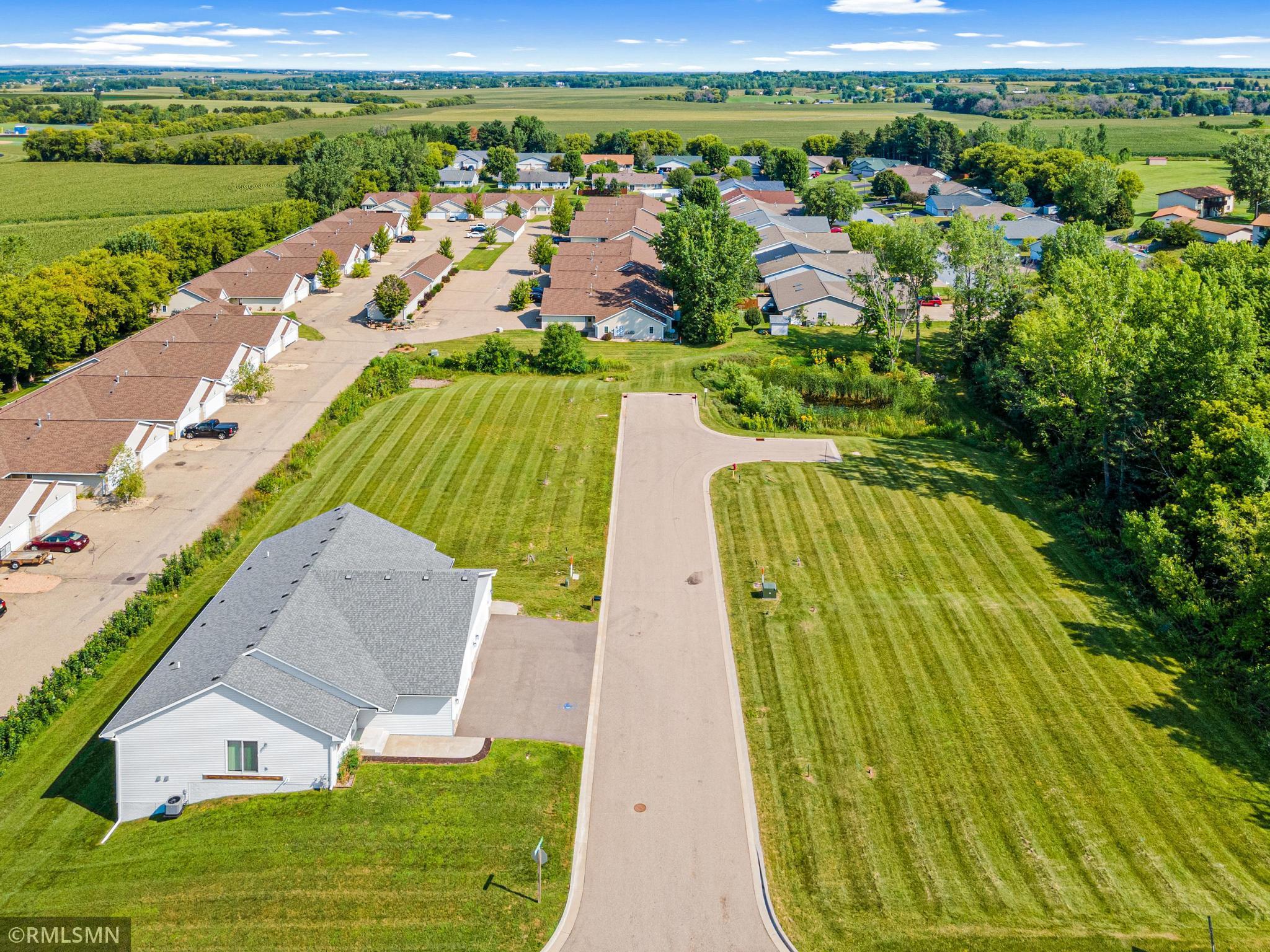 679 Heritage Ln, Hammond, WI-9.jpg
