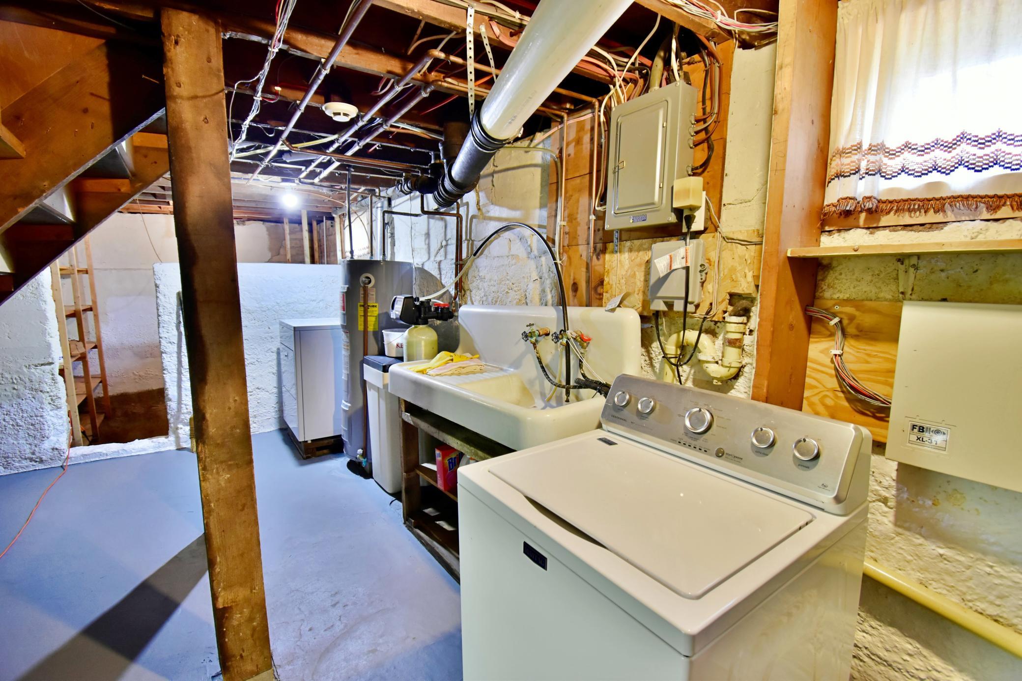 Lower level also has laundry and mechanicals and the space is clean and dry!