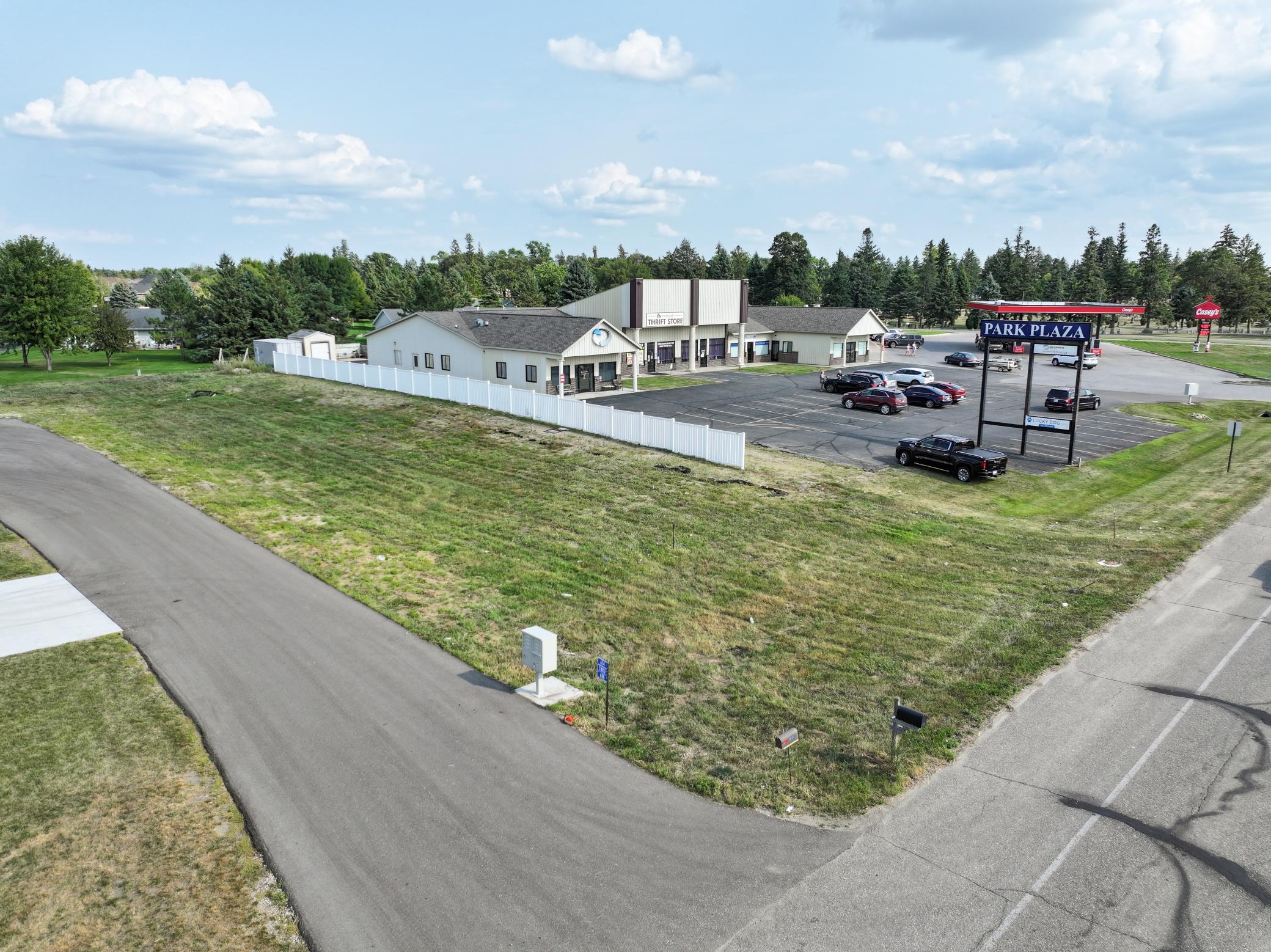 688-686 Voyager Dr