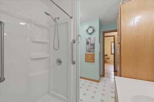 430 S Boundary Avenue, Duluth, MN 55810