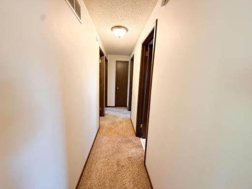 962 Miles Drive, Worthington, MN 56187