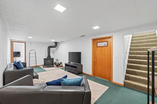 3025 Utah Avenue N, Crystal, MN 55427