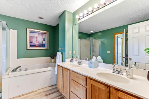 Upper level walkthrough bathroom