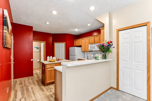 11845 85th Place N, Maple Grove, MN 55369