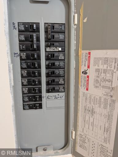 Circuit Breaker1006.jpg