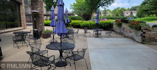 Patio Area with Grill 541.jpg