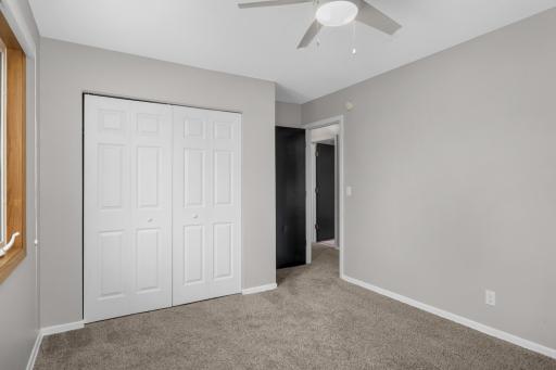 9900 41st Avenue N, Plymouth, MN 55441
