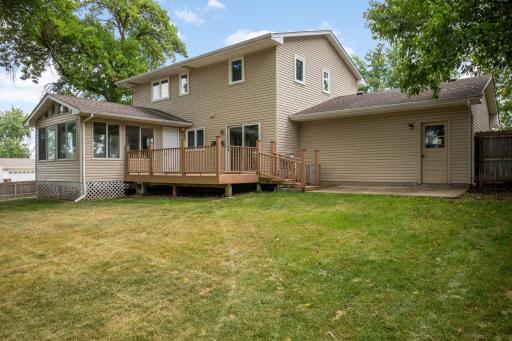 9900 41st Avenue N, Plymouth, MN 55441
