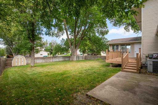 9900 41st Avenue N, Plymouth, MN 55441