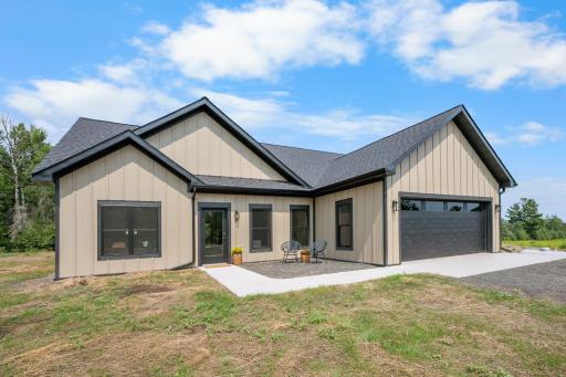 1241_Airport_Rd_Two_Harbors-Kristine-Schwartz-01-2.jpg