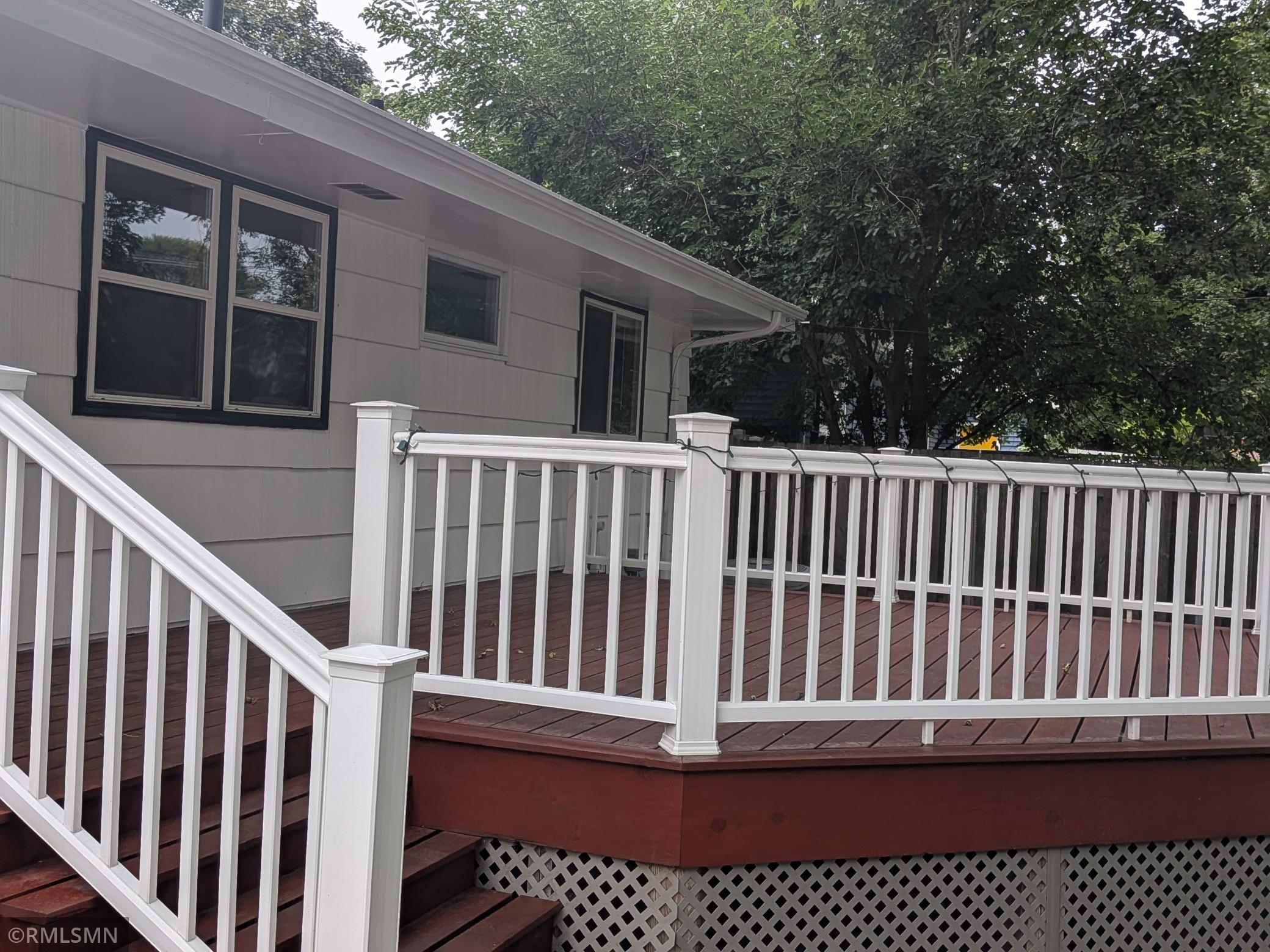 Real Redwood Deck Professional Done