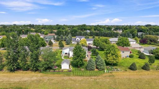 515 Cottonwood Drive, Casselton, ND 58012