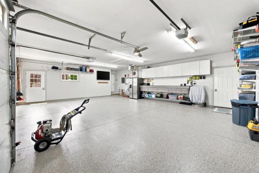 Fully Finished 3 Stall - Floors by Epic Concrete Coatings