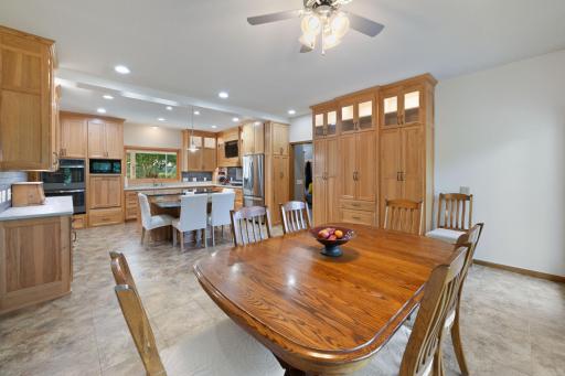 Kitchen / dinette configuration spacious enough to have all the family gatherings/ Holiday events