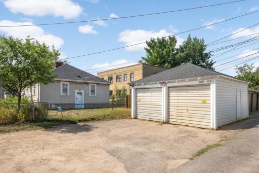 3829 28th Avenue S, Minneapolis, MN 55406