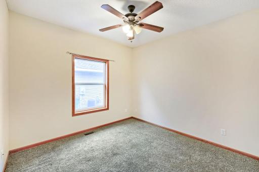 645 Tiffany Ln - Web Quality - 020 - 20 Bedroom.jpg
