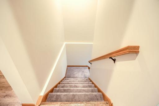 645 Tiffany Ln - Web Quality - 011 - 11 Views.jpg