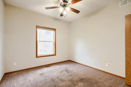 645 Tiffany Ln - Web Quality - 008 - 08 Bedroom.jpg