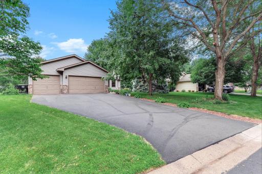 Prideful Ownership Throughout the Neighborhood