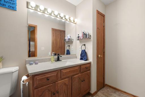 Full Bathroom Upper