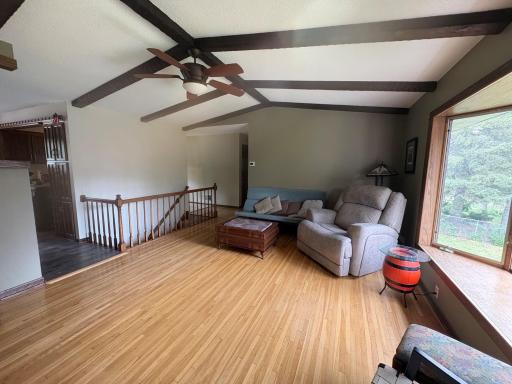 4040 Nathan Lane N, Plymouth, MN 55441