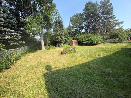 4040 Nathan Lane N, Plymouth, MN 55441
