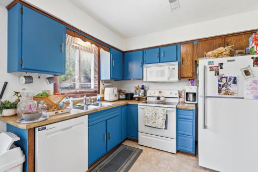 10200 129th Avenue N, Champlin, MN 55316