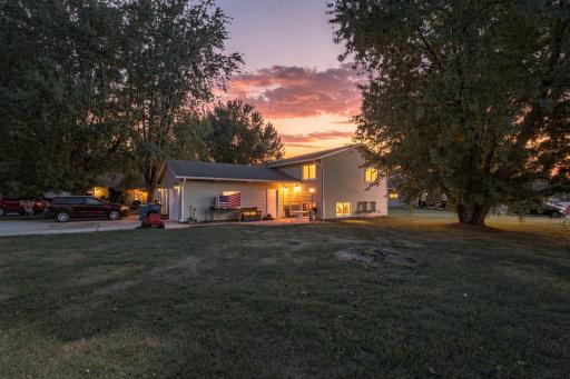 10200 129th Avenue N, Champlin, MN 55316