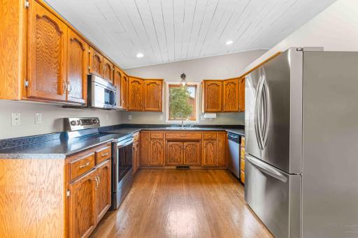 902 76th Avenue S, Fargo, ND 58104
