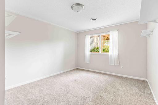 902 76th Avenue S, Fargo, ND 58104
