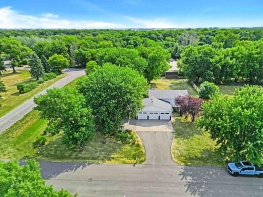 902 76th Avenue S, Fargo, ND 58104