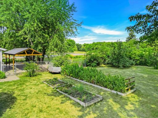 902 76th Avenue S, Fargo, ND 58104