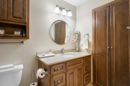 1501 W 140th Street, Burnsville, MN 55337