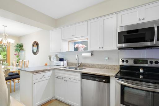 1501 W 140th Street, Burnsville, MN 55337