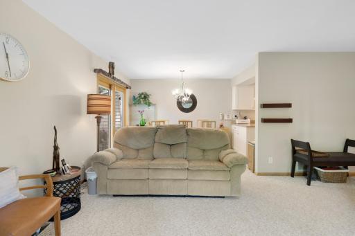 1501 W 140th Street, Burnsville, MN 55337
