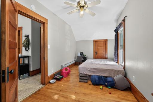 04_6124_4th_Ave_S-Bedroom-1171.jpg