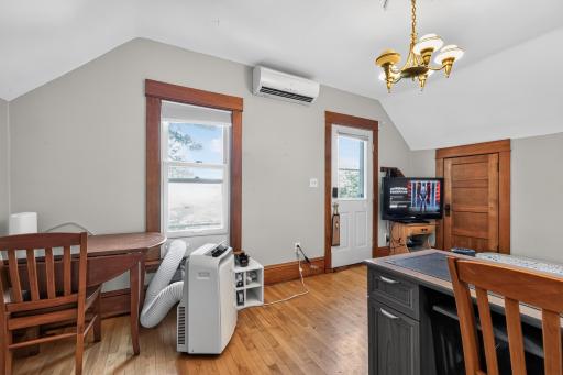 06_6124_4th_Ave_S-Bedroom-1165.jpg