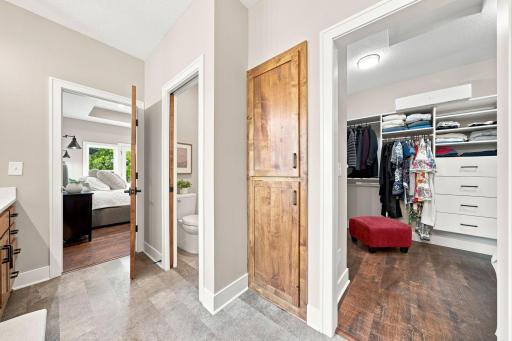 Primary En-Suite - Main Floor