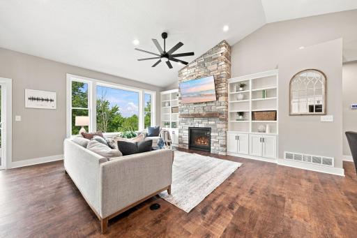 Living Room /Fireplace/Built-In's - Main Floor