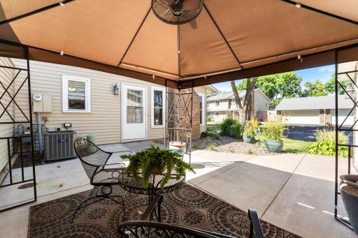 9362 Ranchview Lane N, Maple Grove, MN 55369